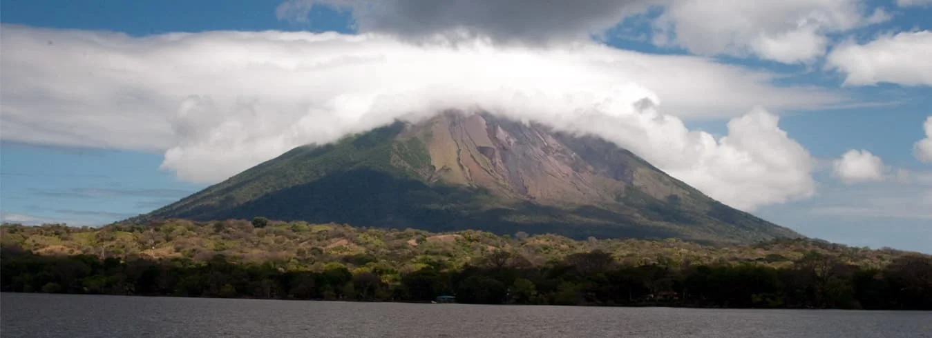 ometepe volcano front view